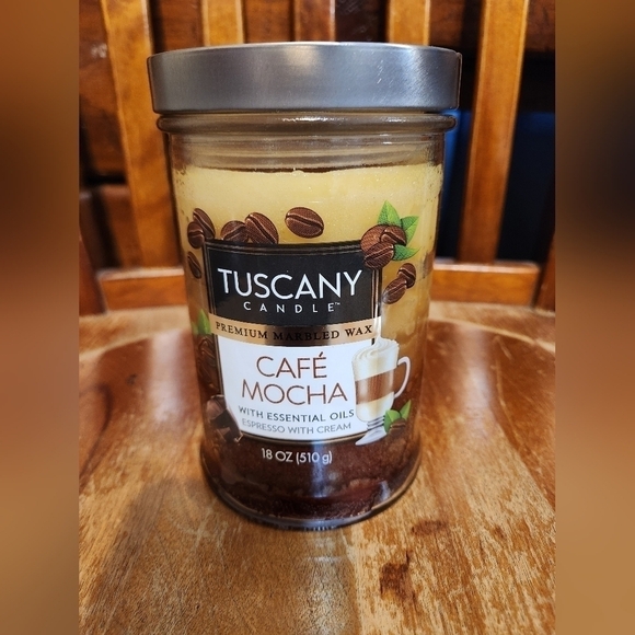 Tuscany Candle 18oz - Picture 1 of 4